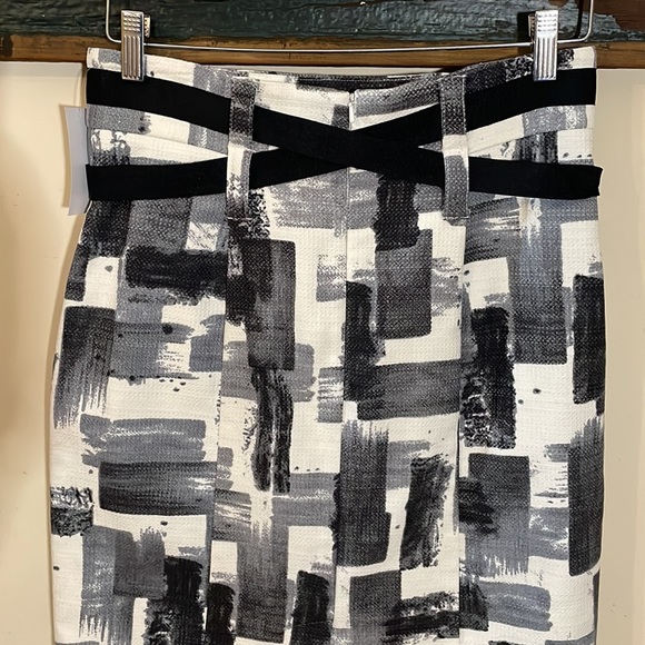 Grace Elements Grey Black and White Abstract Print Skirt Size 8 - Picture 10 of 14